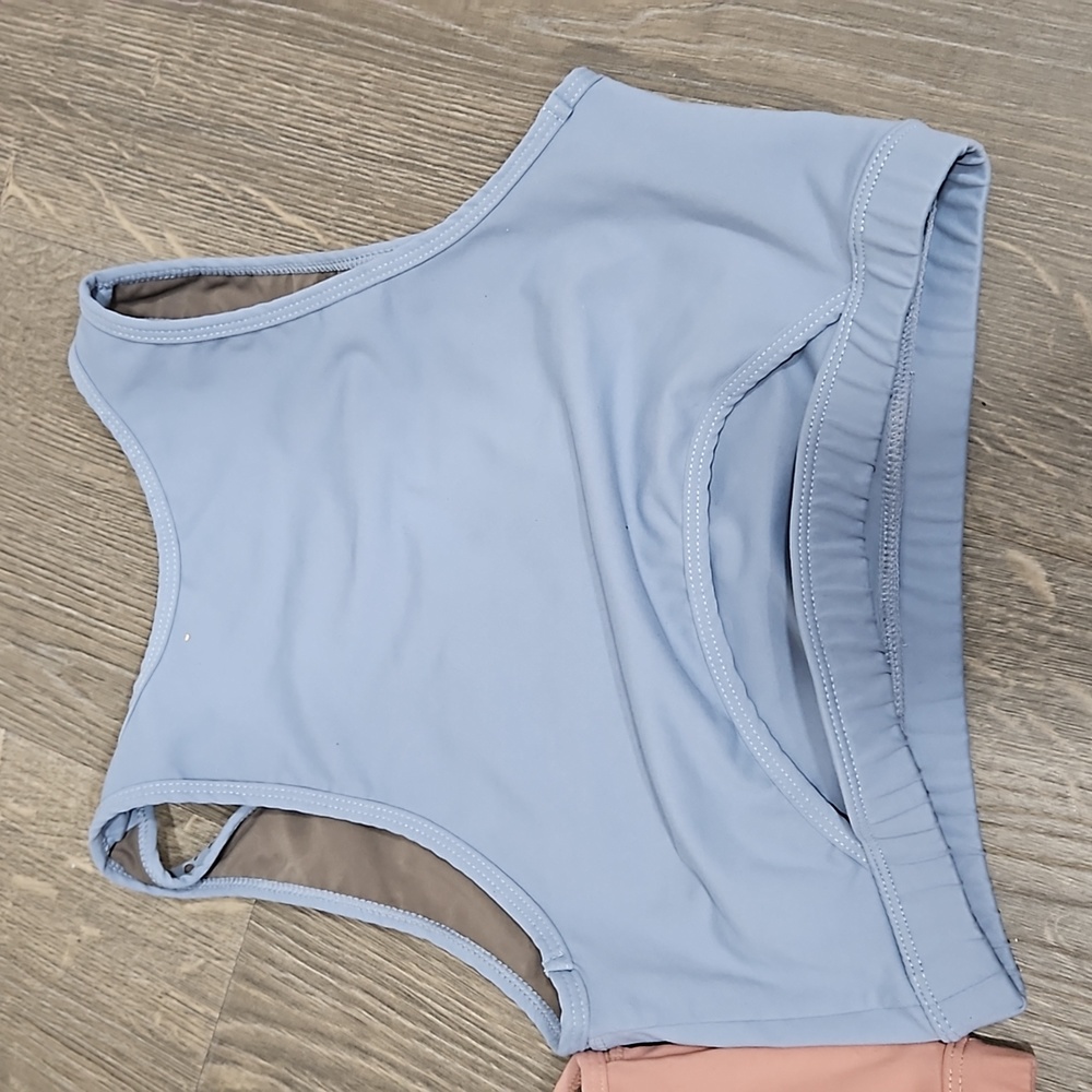 Bundle of 2 Mono B sports bras Small - Picture 4 of 4